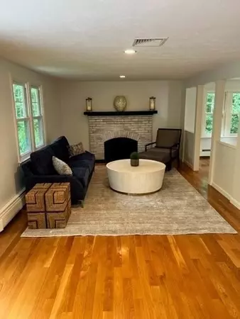 3 Chatham Cir, Hingham, MA 02043 photo 3