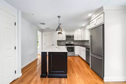 3 Chatham Cir, Hingham, MA 02043 photo 18