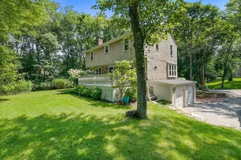 3 Chatham Cir, Hingham, MA 02043 photo 9