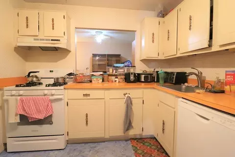 147 Sylvan St #14B, Danvers, MA 01923 photo 10