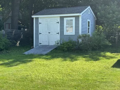 5 Erwin Rd, North Reading, MA 01864 photo 2