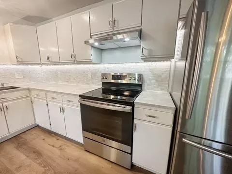479 Durfee St #11, Fall River, MA 02720 photo 5