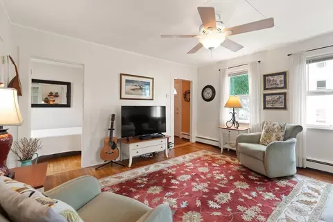 85 Friend St, Gloucester, MA 01930 photo 12