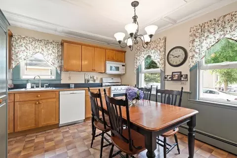 85 Friend St, Gloucester, MA 01930 photo 13