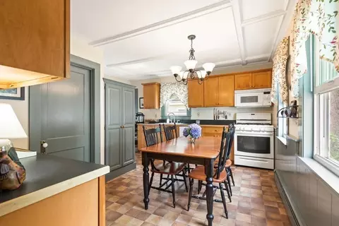 85 Friend St, Gloucester, MA 01930 photo 17