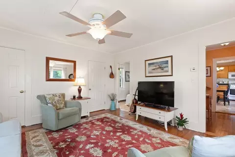85 Friend St, Gloucester, MA 01930 photo 9
