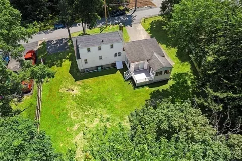 4 Mill St, Middleton, MA 01949 photo 2