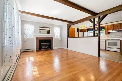 4 Mill St, Middleton, MA 01949 photo 5