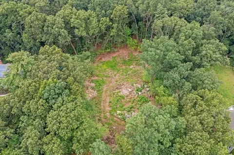 46 Oregon Rd, Southborough, MA 01745