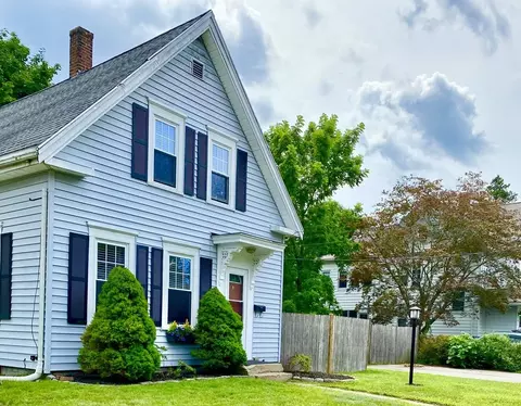 34 Vernon St, Whitman, MA 02382