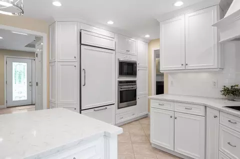 4 Hidden Pl, Danvers, MA 01923 photo 5