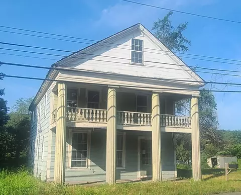 99 W Orange Rd, Orange, MA 01364