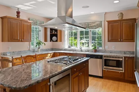 3 Leary Ln, Middleton, MA 01949 photo 9