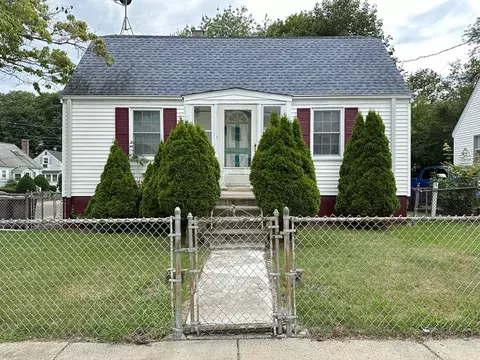 95 Lewiston St, Boston, MA 02136