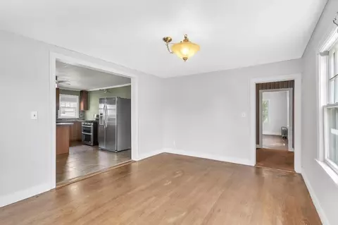 61 Beauregard St, Springfield, MA 01151 photo 5