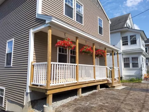 25 Boston St, Lawrence, MA 01841