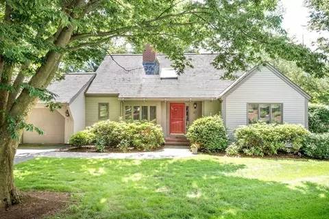 67 Potter Pond #67, Lexington, MA 02421