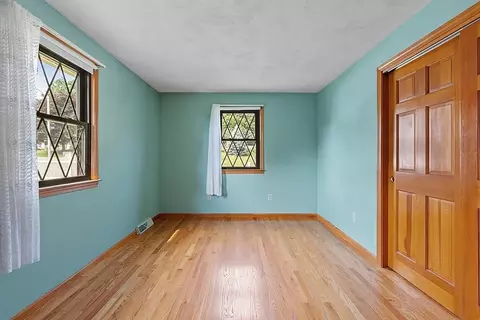 2 Neel Rd, Worcester, MA 01605 photo 12
