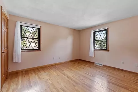2 Neel Rd, Worcester, MA 01605 photo 14