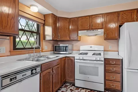 2 Neel Rd, Worcester, MA 01605 photo 7