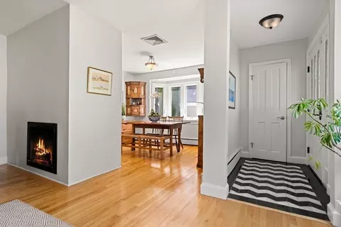 6 Dean Rd, Marblehead, MA 01945 photo 3
