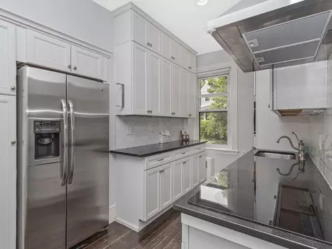 23 Warwick Rd #4, Brookline, MA 02445 photo 6