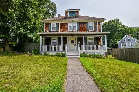 61 Oakland St, Mansfield, MA 02048