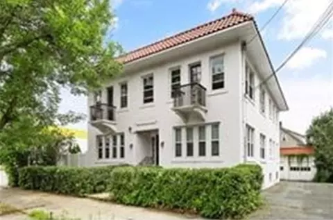 185 Lafayette St #4, Salem, MA 01970