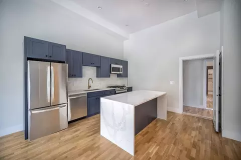 46 Union St #4, Weymouth, MA 02190