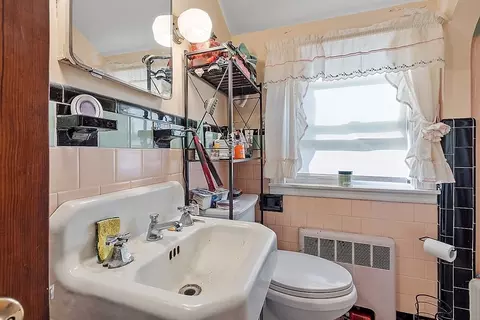 2 Arnold Rd, Worcester, MA 01607 photo 23