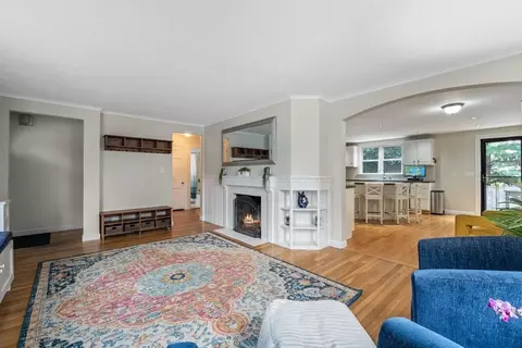 40 Pickwick Rd, Marblehead, MA 01945 photo 8