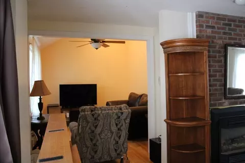 71 Fenway Dr, Springfield, MA 01119 photo 4