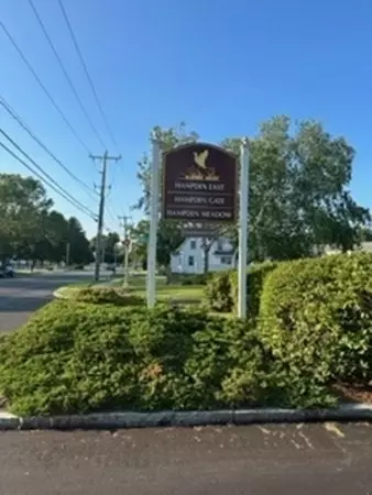 94 Nassau Dr #94, Springfield, MA 01129