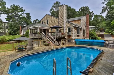 37 Howard Dr, Plymouth, MA 02360