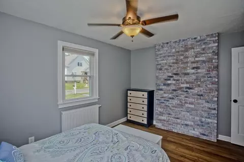 85 Quartus St, Chicopee, MA 01013 photo 31