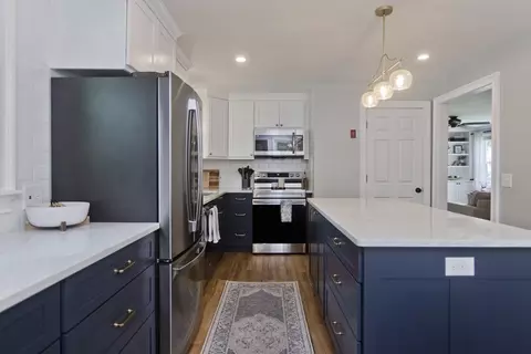 85 Quartus St, Chicopee, MA 01013 photo 14
