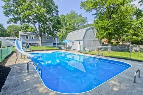 85 Quartus St, Chicopee, MA 01013 photo 38
