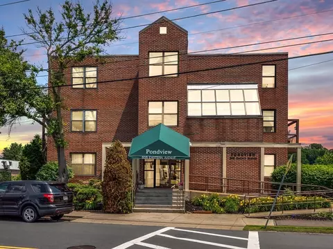 605 Eastern Ave #203, Lynn, MA 01902