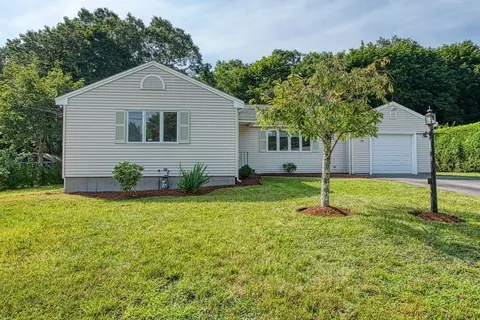 10 Leonard Rd, Sharon, MA 02067 photo 2