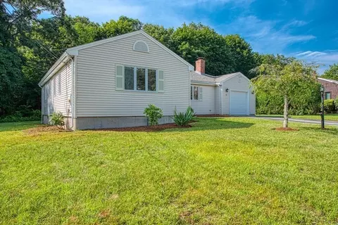10 Leonard Rd, Sharon, MA 02067 photo 5