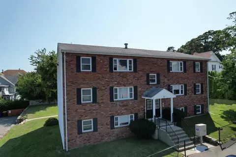 55 Concord St #F, Fall River, MA 02723
