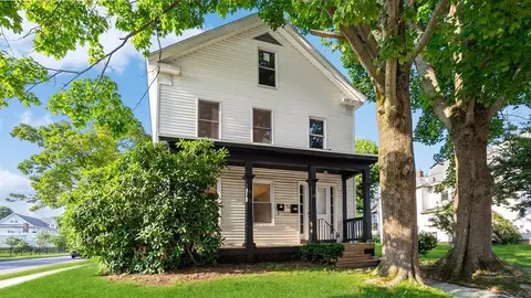 24 Hampden St, Worcester, MA 01609