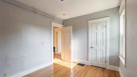 24 Hampden St, Worcester, MA 01609 photo 12