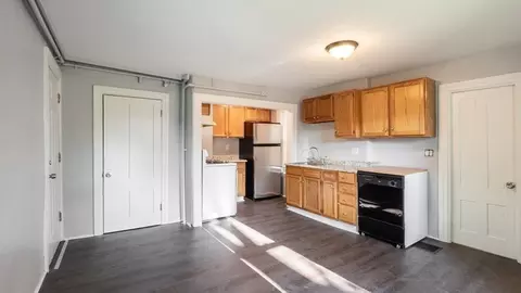 24 Hampden St, Worcester, MA 01609 photo 16