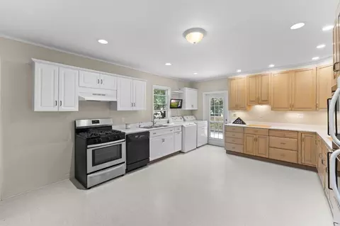 67 Barrows St, Dedham, MA 02026 photo 28