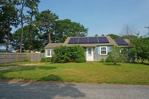23 Marigold Rd, Yarmouth, MA 02673