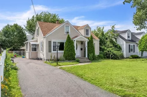 84 Derryfield Ave, Springfield, MA 01118 photo 2