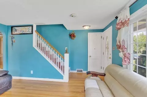 84 Derryfield Ave, Springfield, MA 01118 photo 17