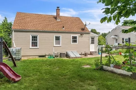 84 Derryfield Ave, Springfield, MA 01118 photo 42
