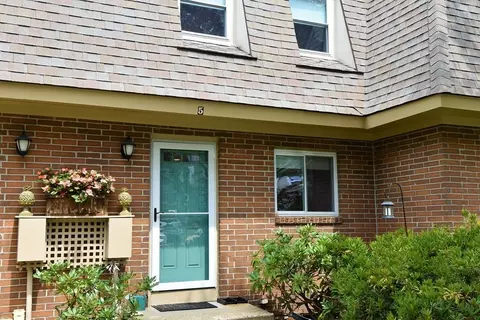 5 Walcott Valley Dr #5, Hopkinton, MA 01748